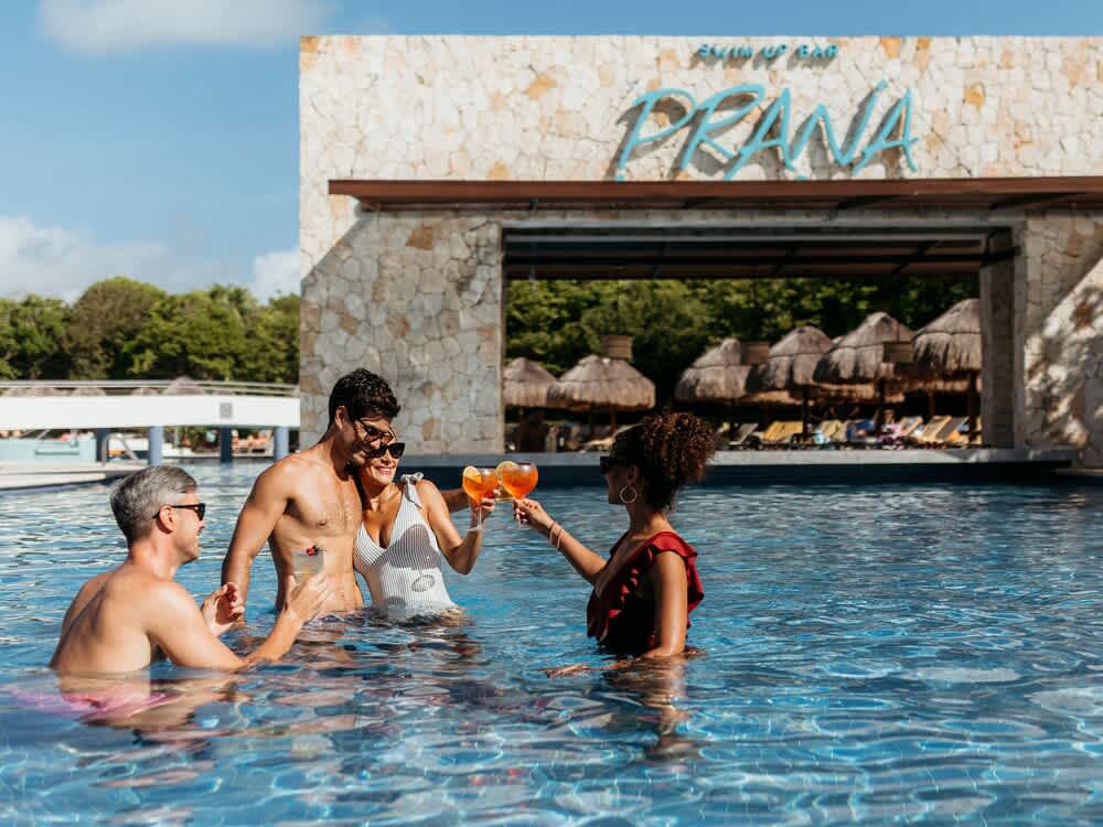 Poolbar