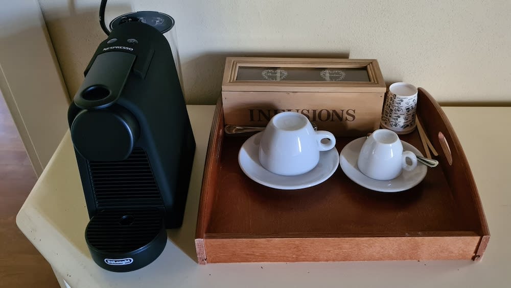 Kaffe og/eller kaffemaskine