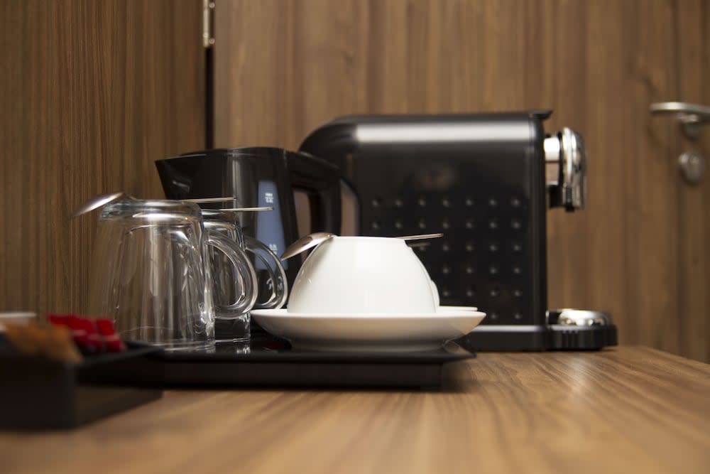 Kaffe og/eller kaffemaskine