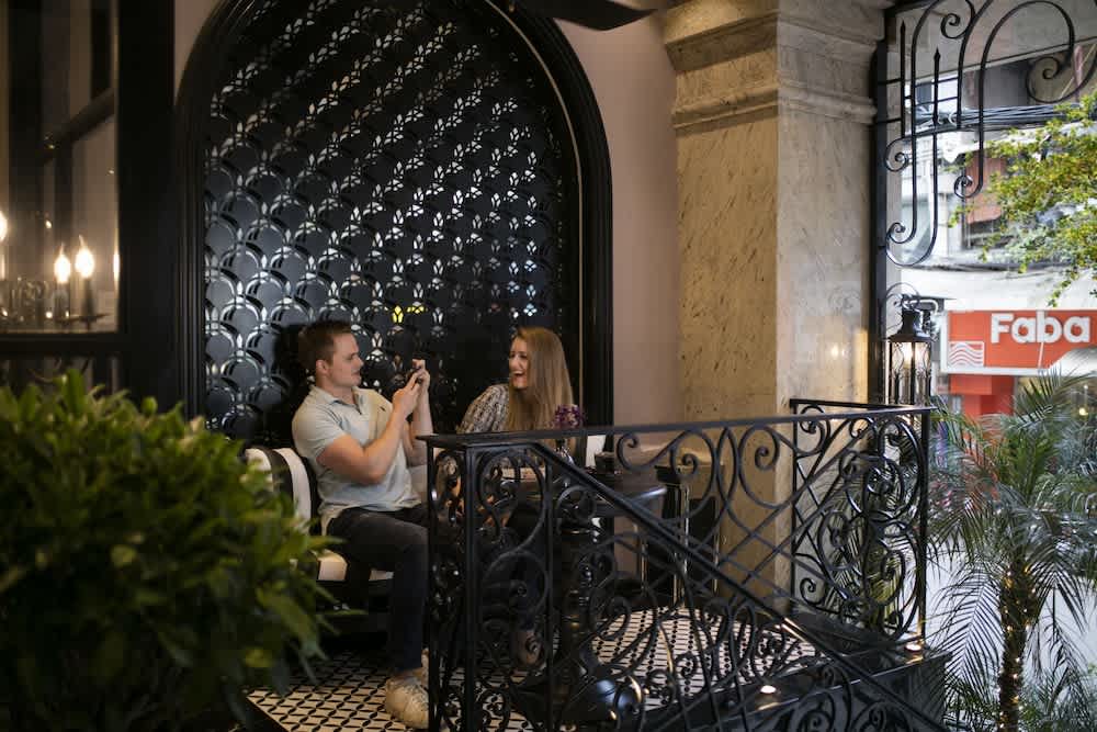 Siddeområde i lobbyen