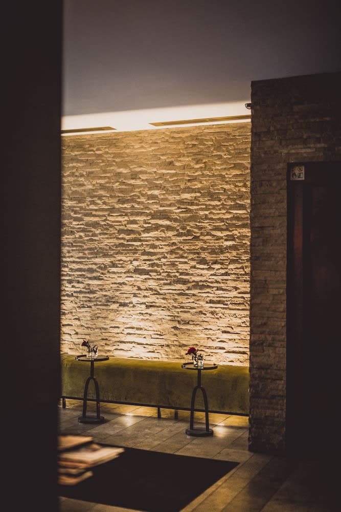 Siddeområde i lobbyen