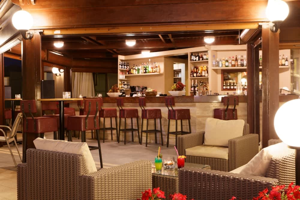 Bar ved poolen