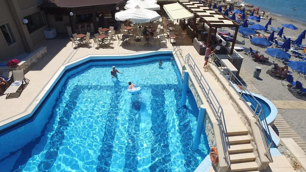 Udendørs pool