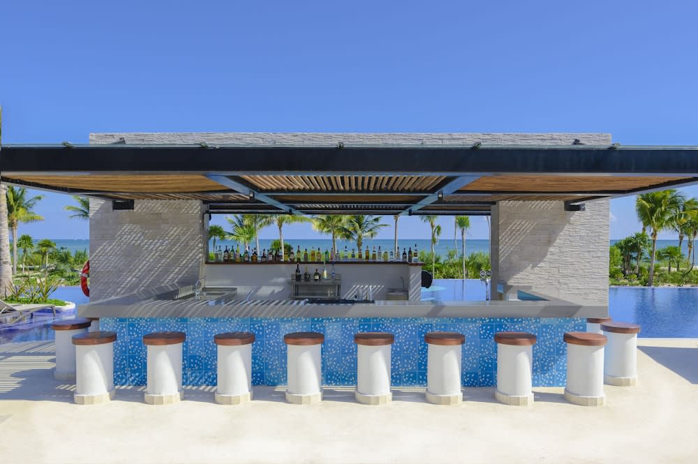 Bar ved poolen