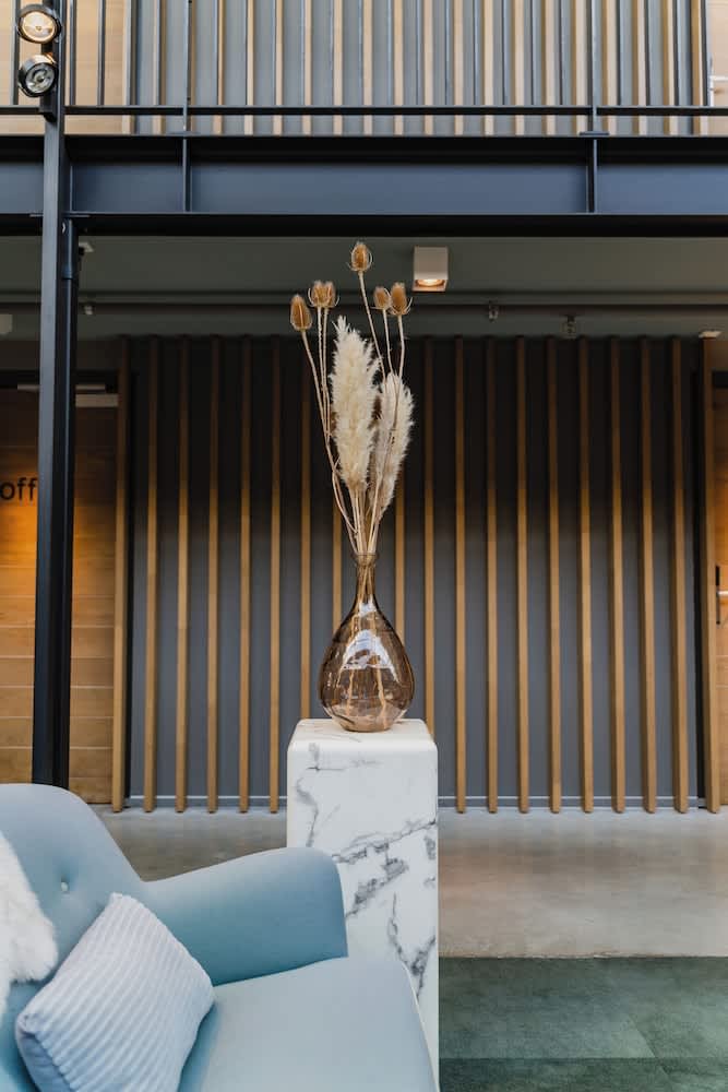 Siddeområde i lobbyen