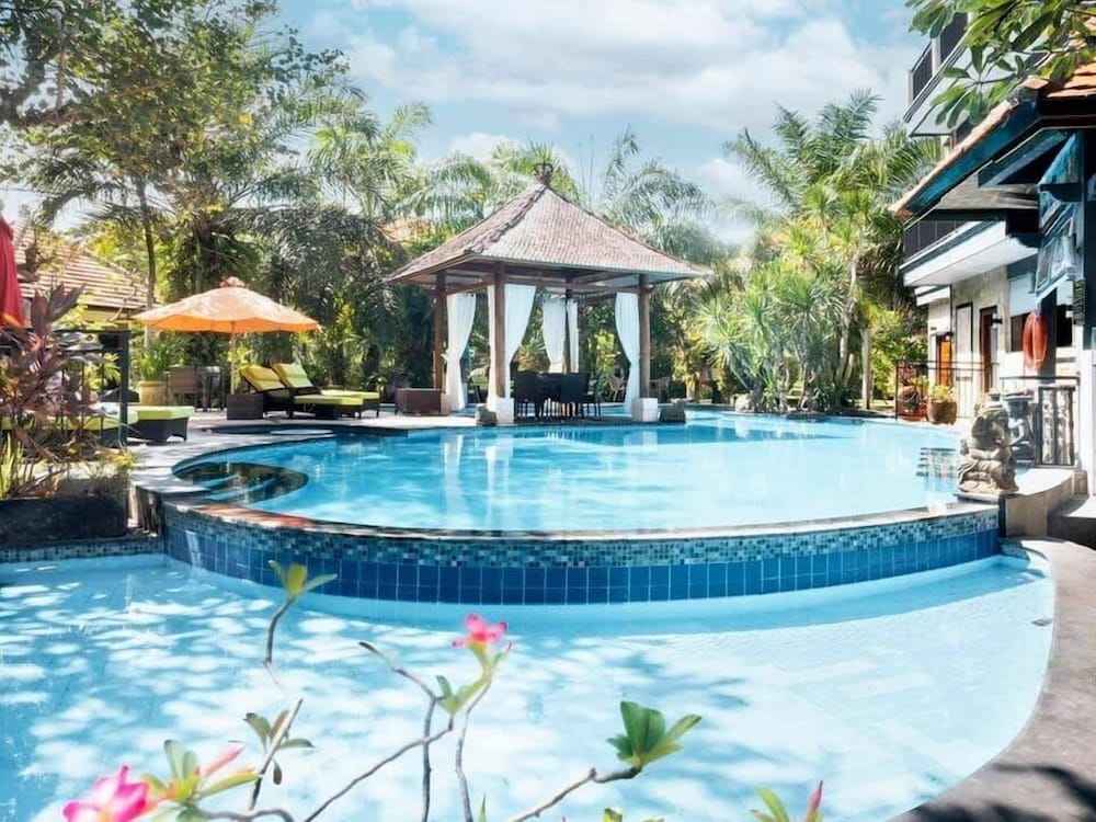 Udendørs pool