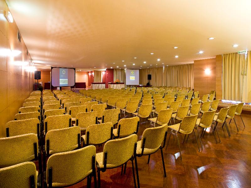 Konferencer