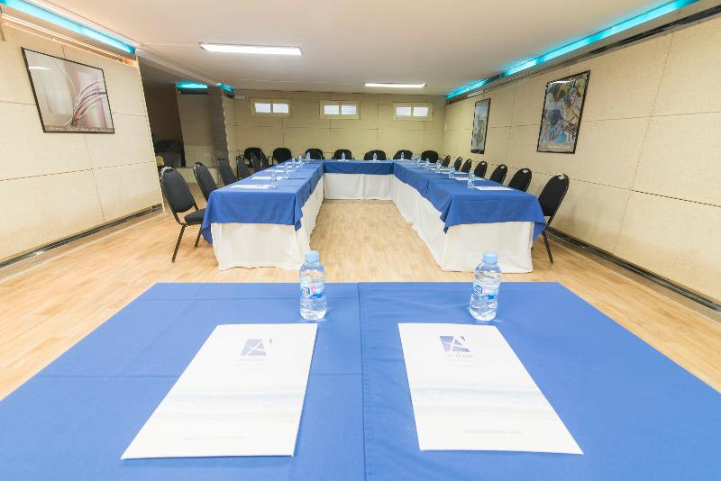Konferencer