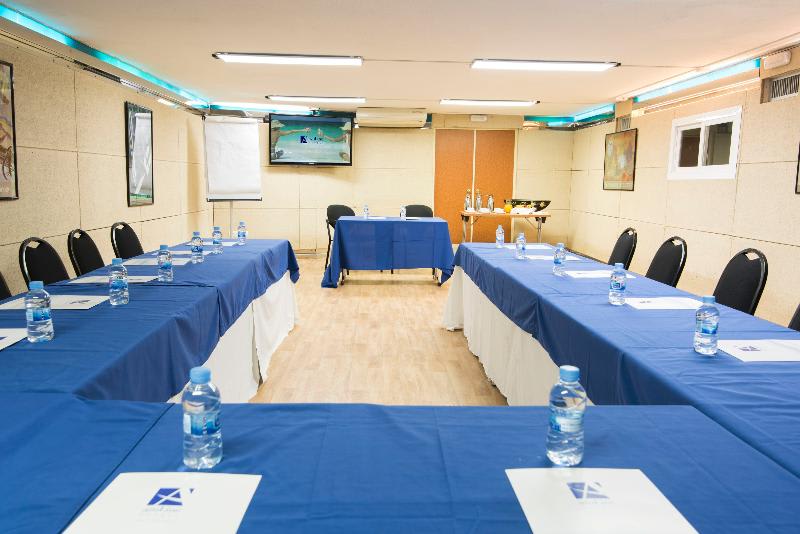 Konferencer