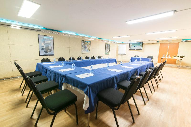 Konferencer