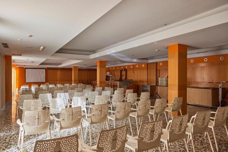 Konferencer