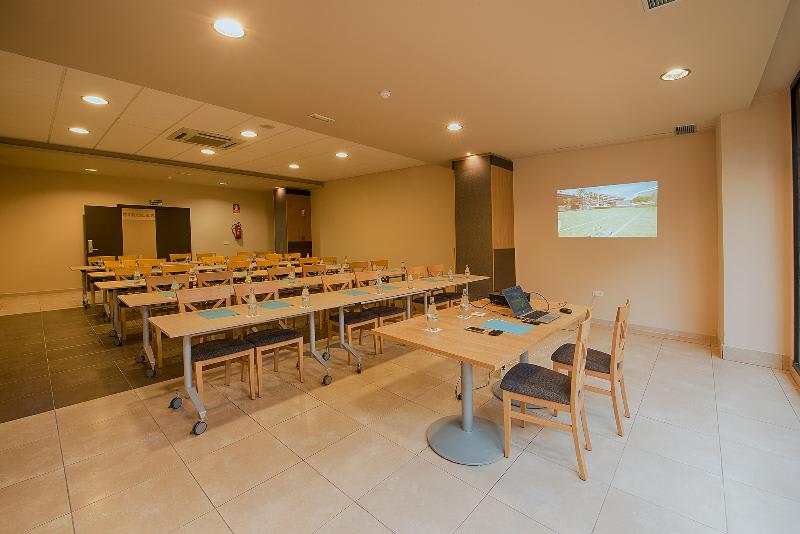 Konferencer