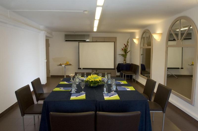 Konferencer