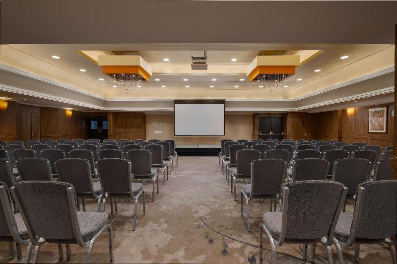 Konferencer