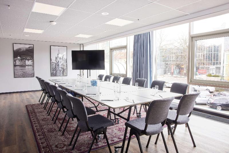 Konferencer