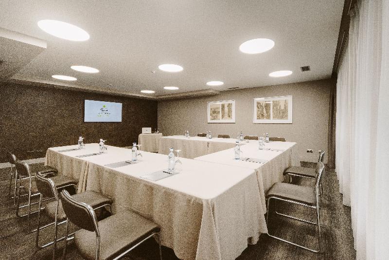 Konferencer