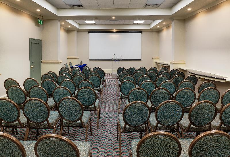 Konferencer