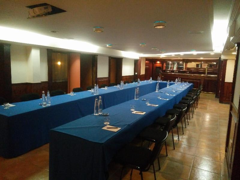 Konferencer