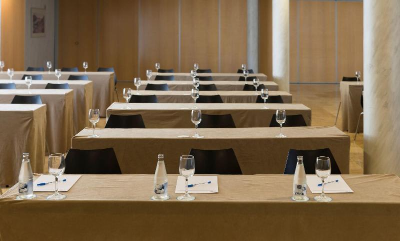 Konferencer