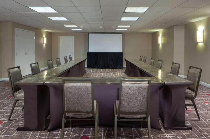 Konferencer
