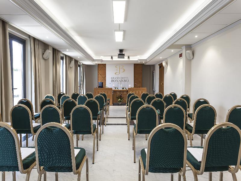 Konferencer