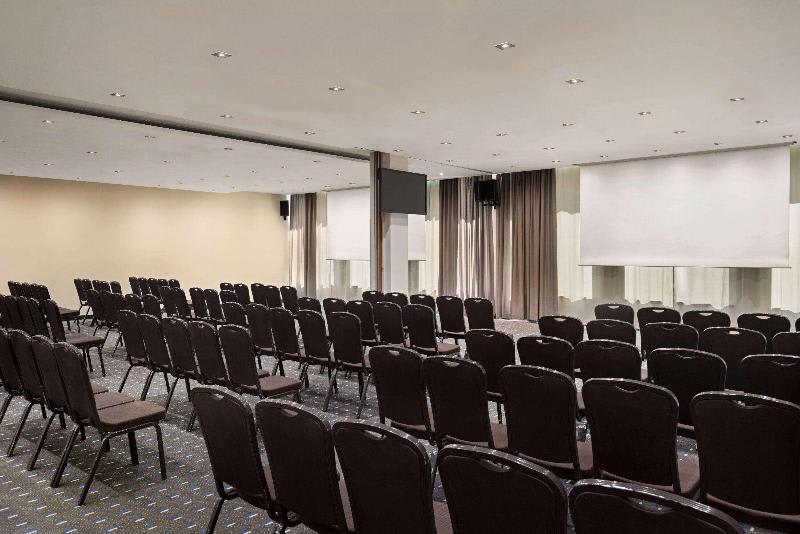Konferencer