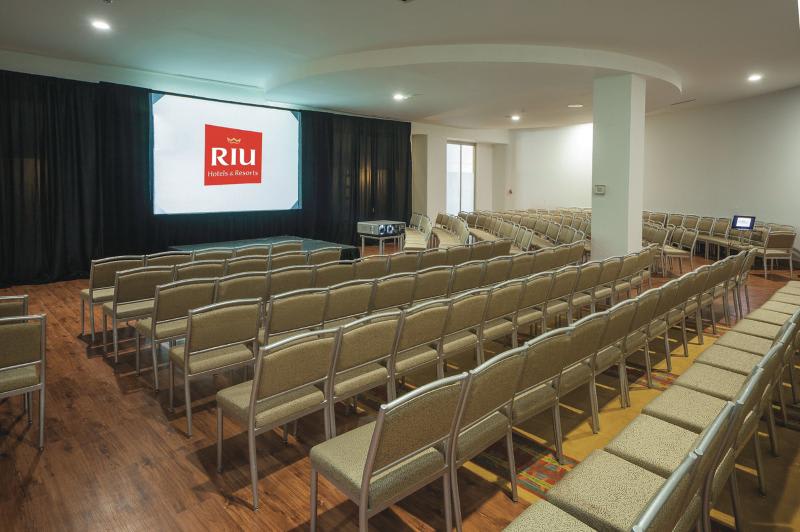 Konferencer