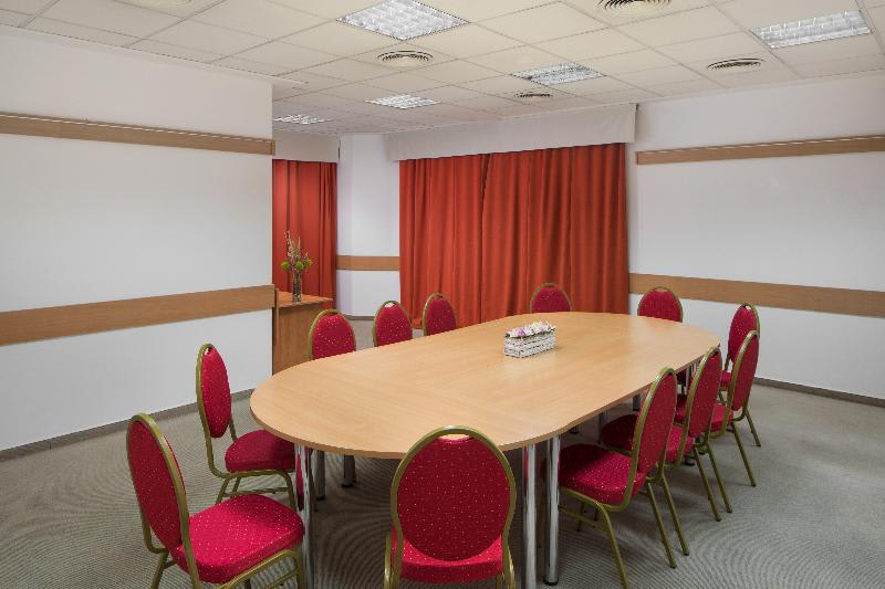 Konferencer