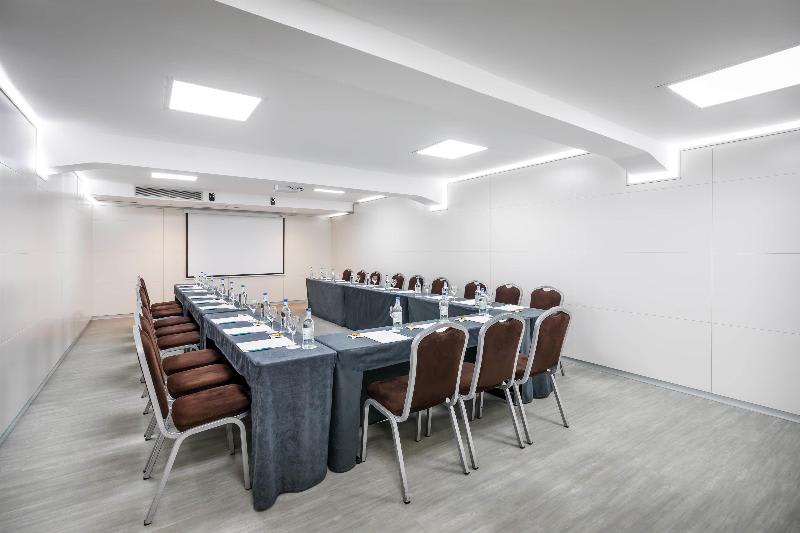 Konferencer