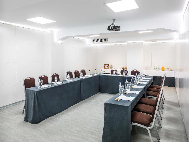Konferencer