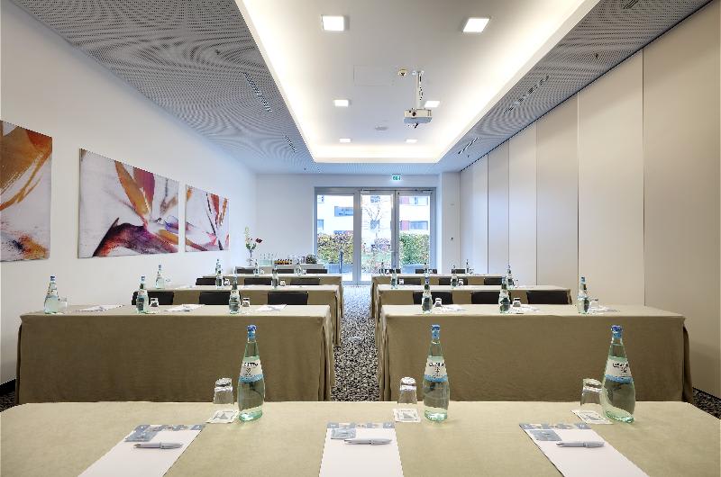 Konferencer