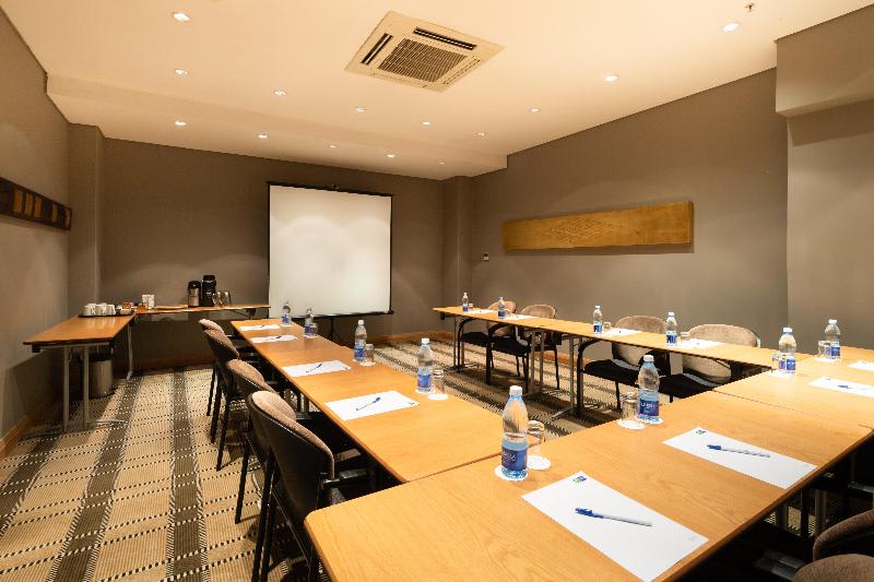 Konferencer