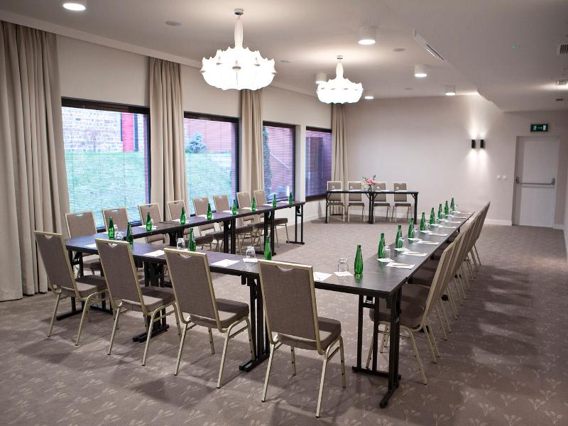 Konferencer
