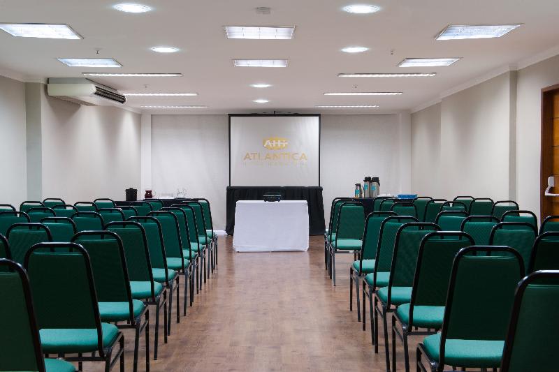 Konferencer