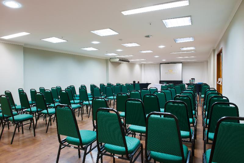 Konferencer