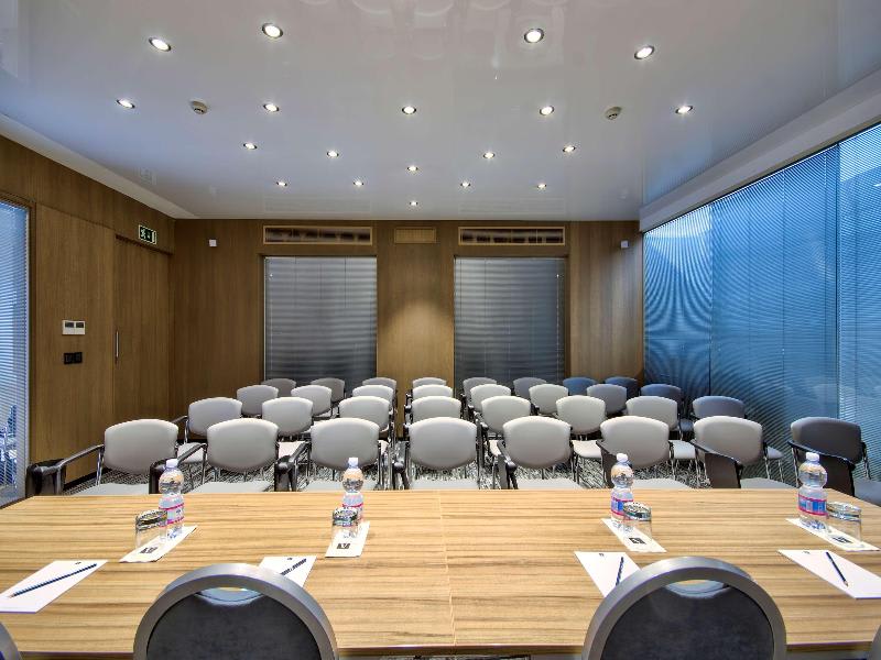 Konferencer
