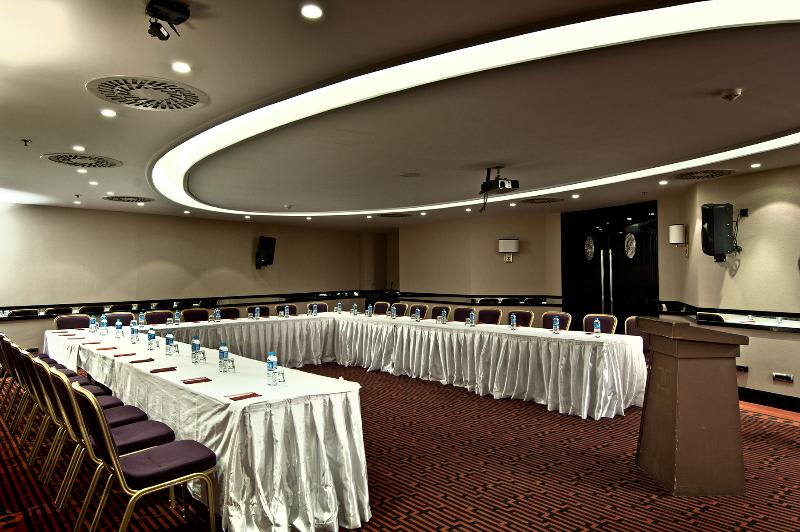 Konferencer