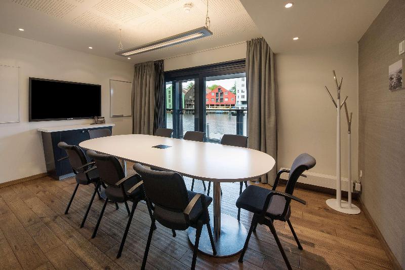 Konferencer