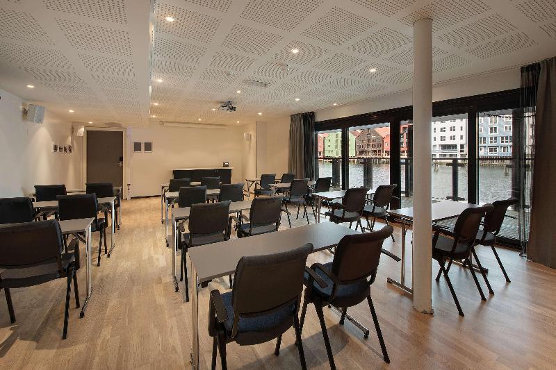 Konferencer