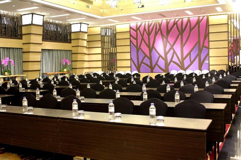 Konferencer