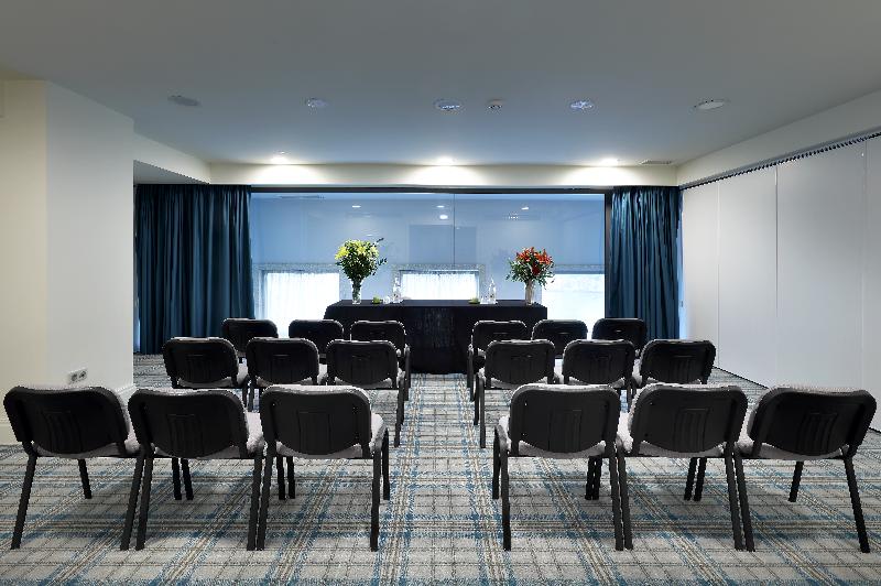 Konferencer