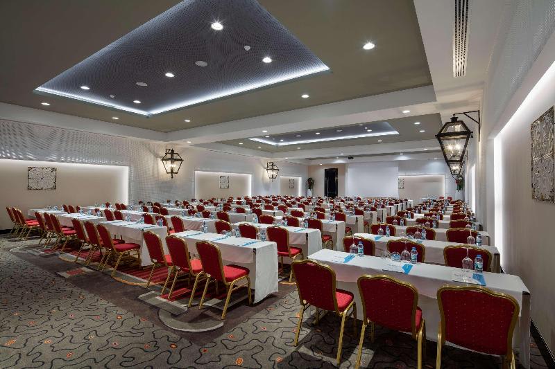Konferencer