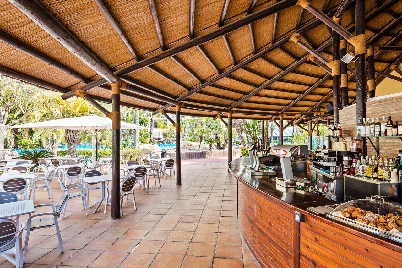 Poolbar