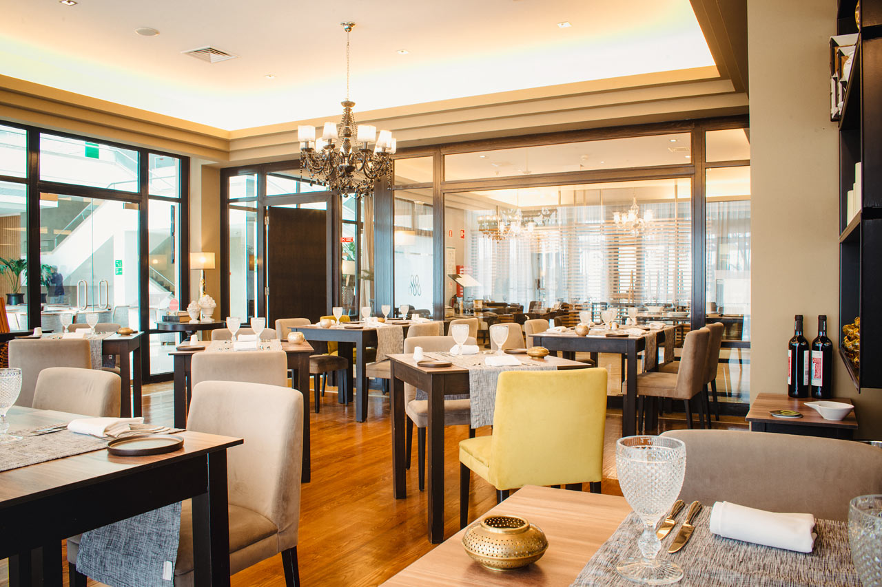 I hotellets restaurant tilbydes både kød, fisk og vegetariske retter