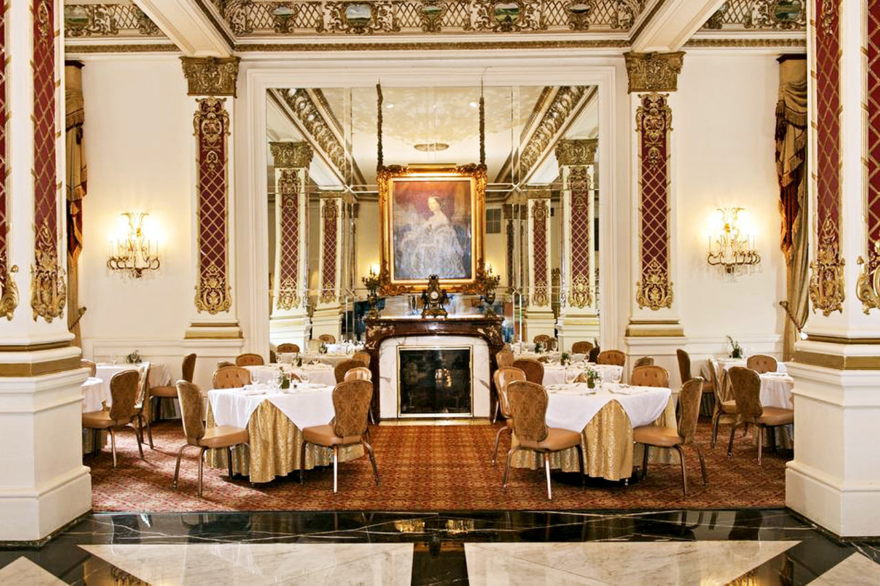 Hotellets restaurant Crystal Room