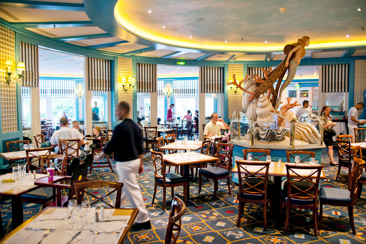 Billede av hotellet Disney's Newport Bay Club® - nummer 3 af 16