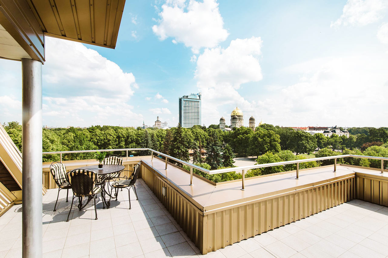 Hotellets terrasse