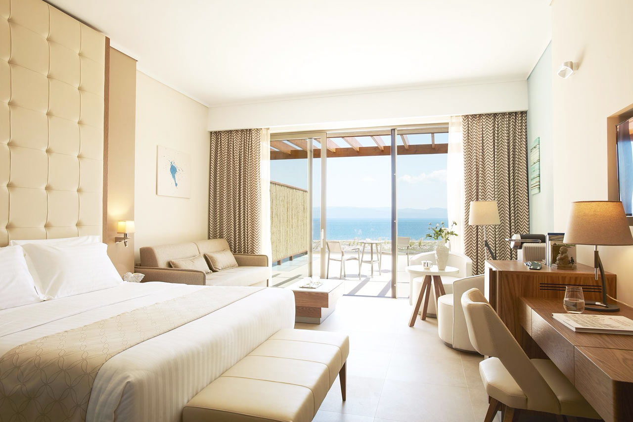 Dobbeltværelse club room med havudsigt