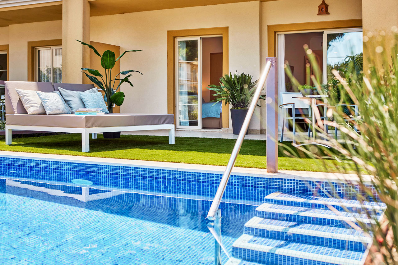 2-værelses lejlighed med privat pool