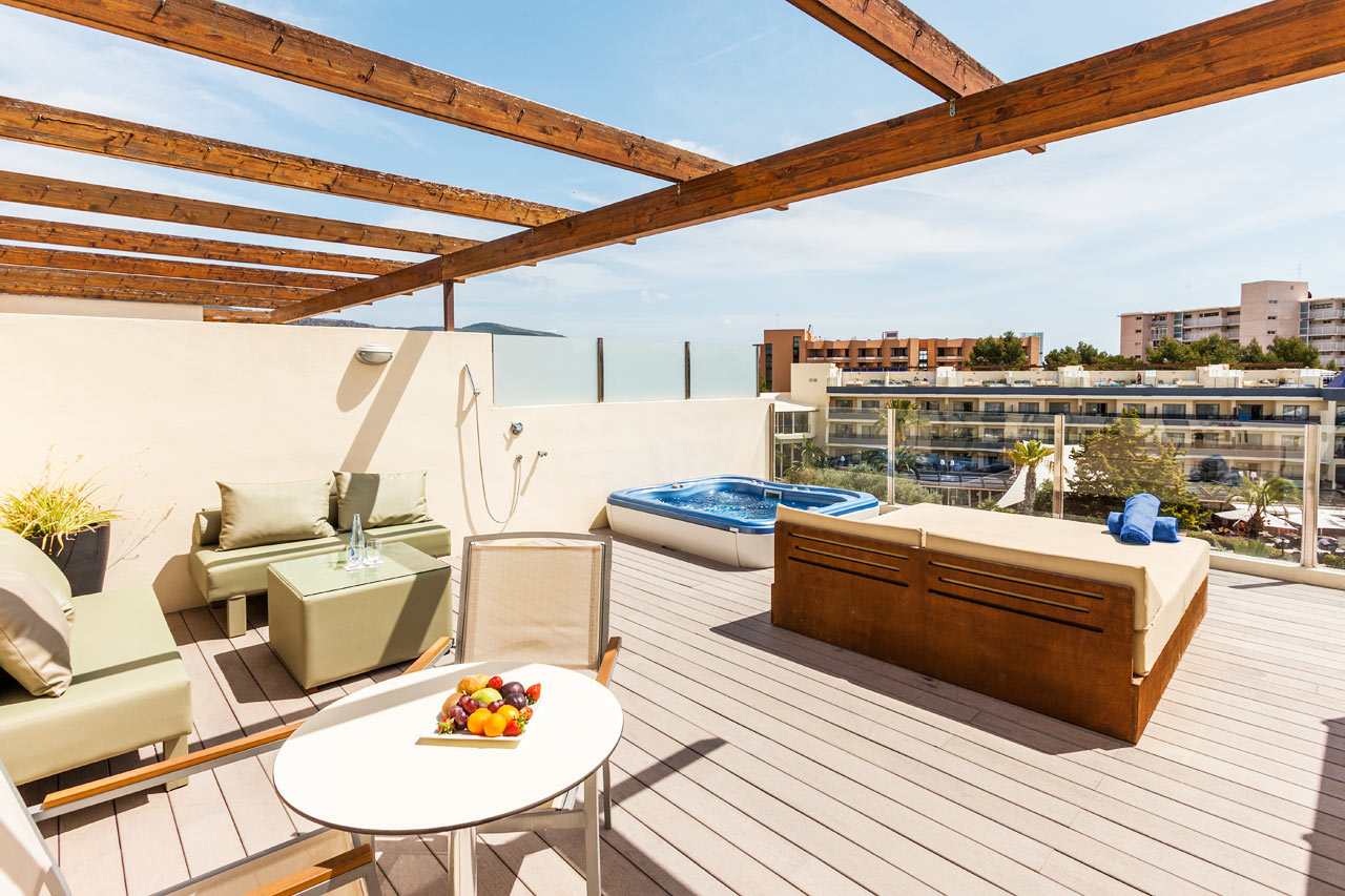 2-værelses lejlighed med tagterrasse